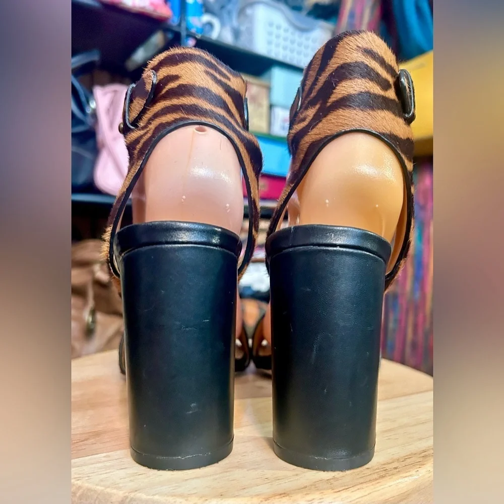 Splendid Real Calf Hair Tiger Print Pattern Ankle Strap Sandals GORGEOUS!​​ - Picture 5 of 10